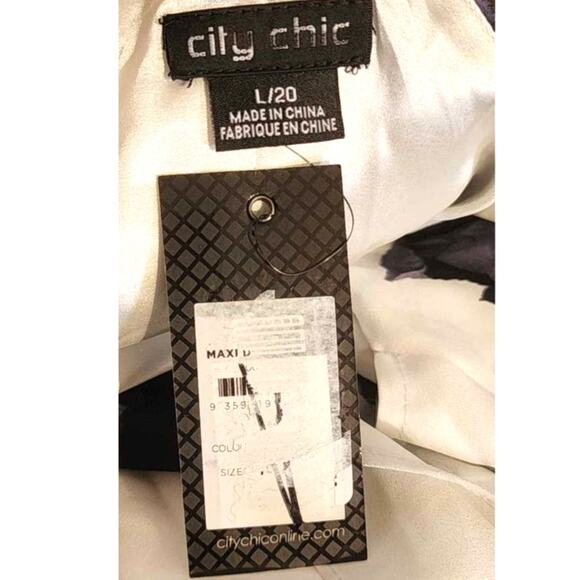 City Chic Delicate Floral Cold Shoulder Maxi Dress Large 20 NEW - Picture 3 of 5